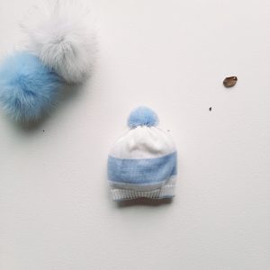 Cappellino bicolore a righe larghe