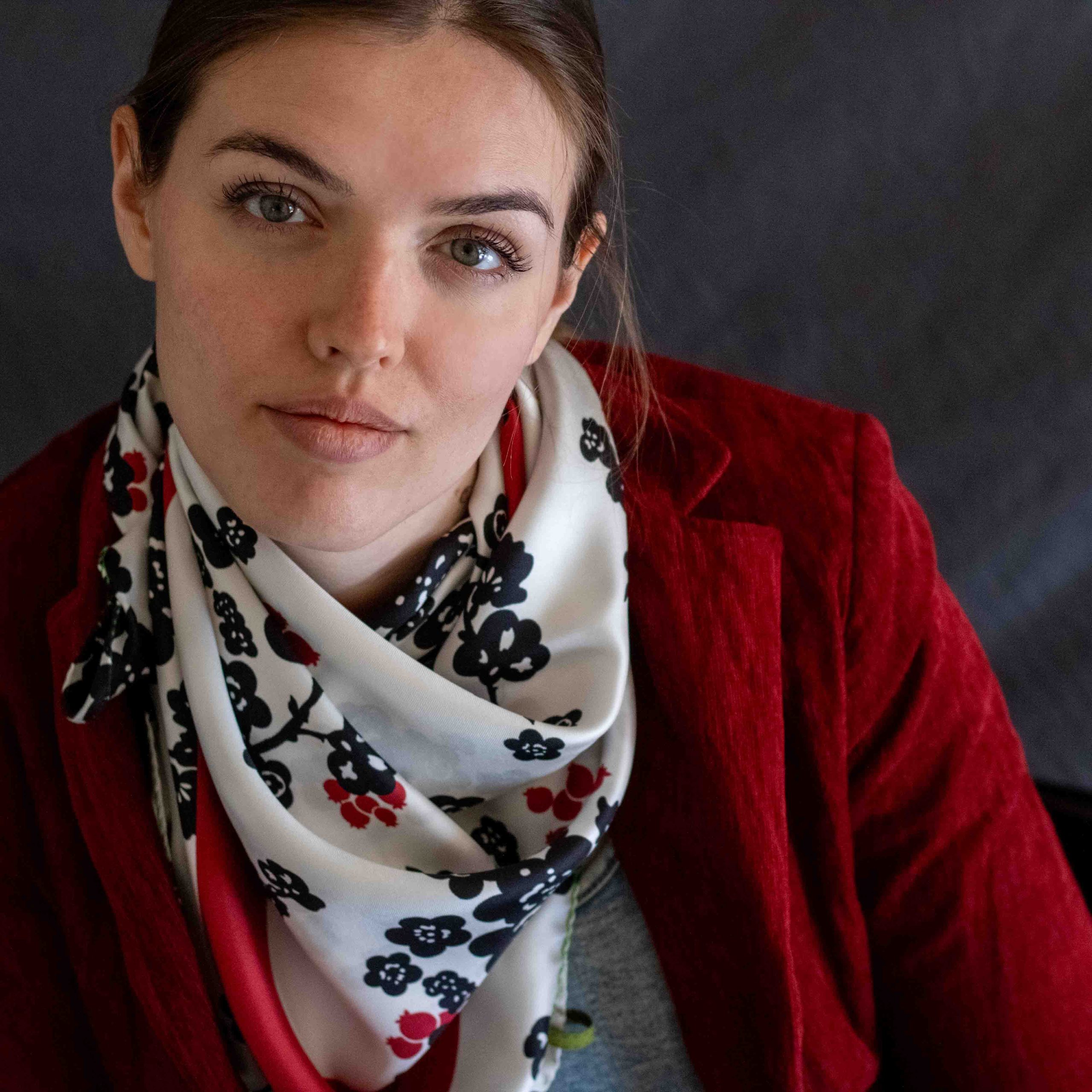 Foulard cm 90x90 Pura Seta disegno floreale nero bianco  Cod 543 - immagine 5