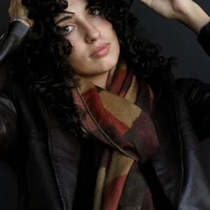 Sciarpa pura Lana stampata disegno quadri sfumati colore Arancione Cod. 689