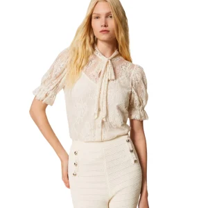 Twinset Camicia in Pizzo Floreale con Fiocco 261TP2625 Bianco